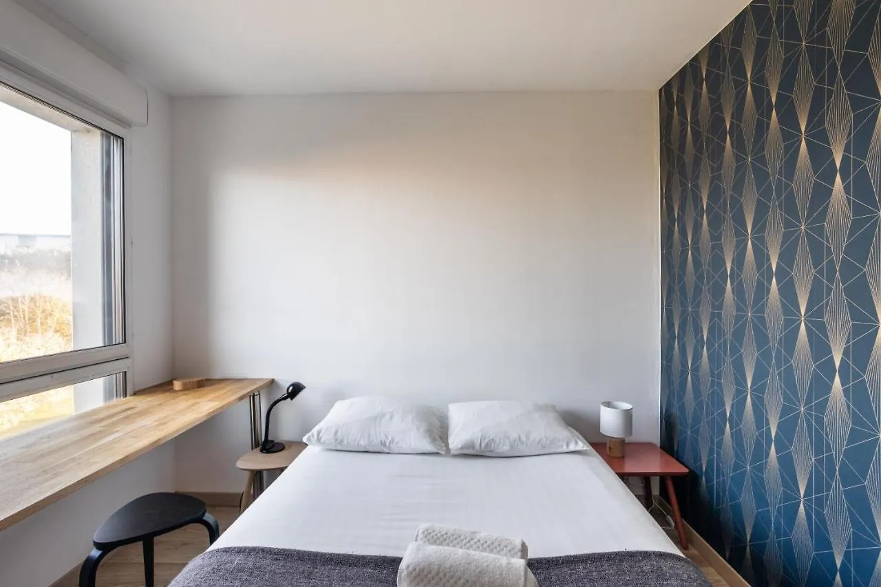 Le Cocon Voltaire - Appartement 2 Chambres Avec Parking - Mabilais Rennes France