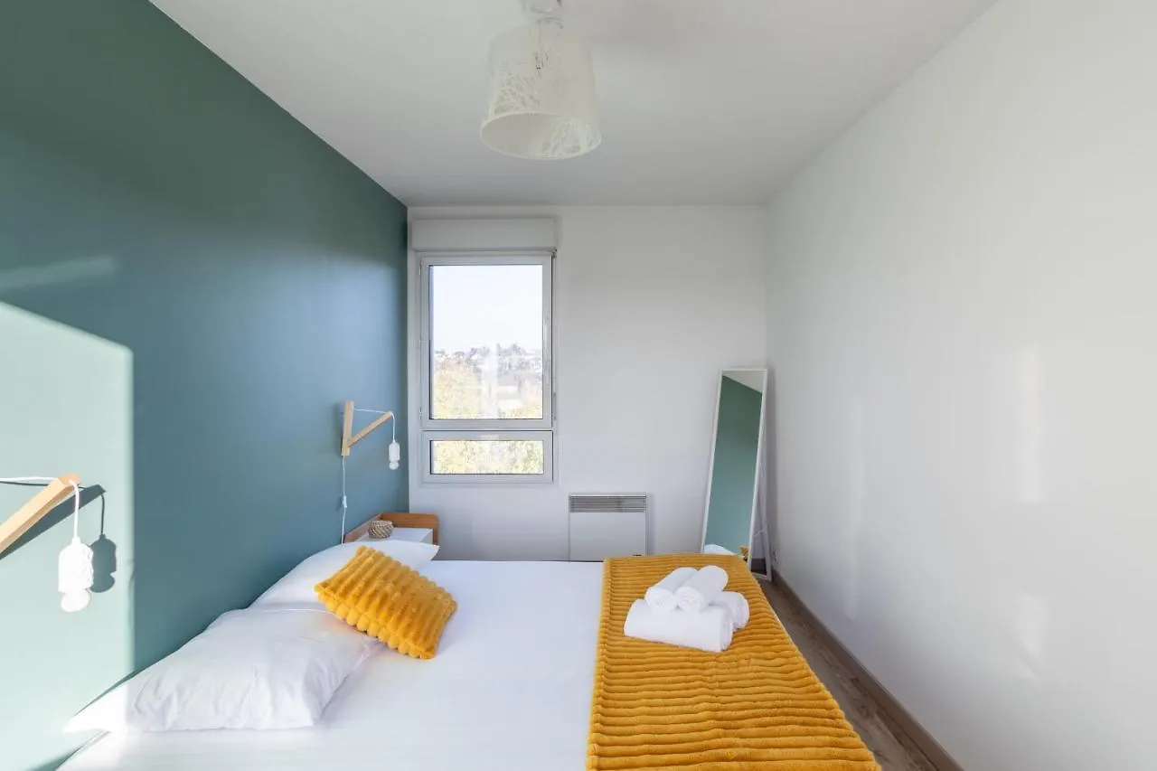 Le Cocon Voltaire - Appartement 2 Chambres Avec Parking - Mabilais Rennes France
