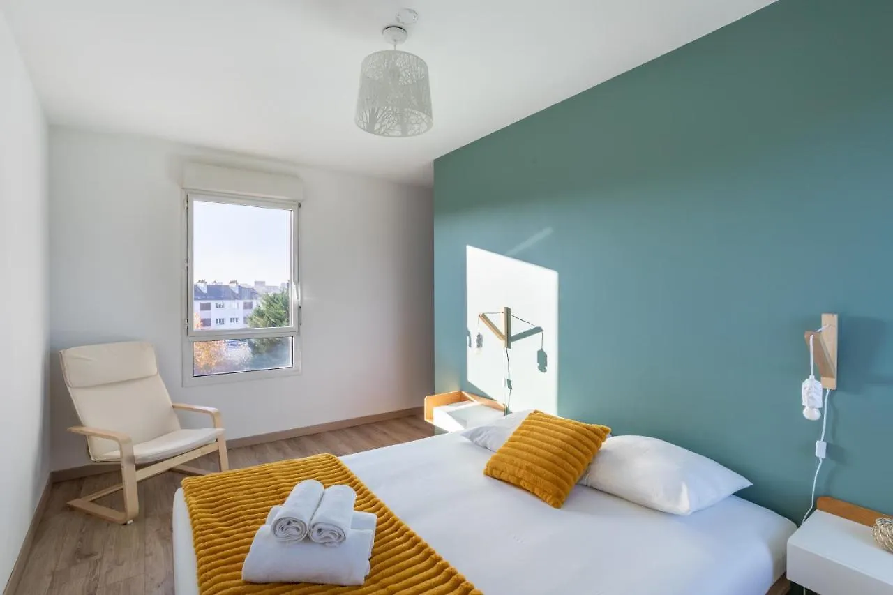 Le Cocon Voltaire - Appartement 2 Chambres Avec Parking - Mabilais Rennes Apartment